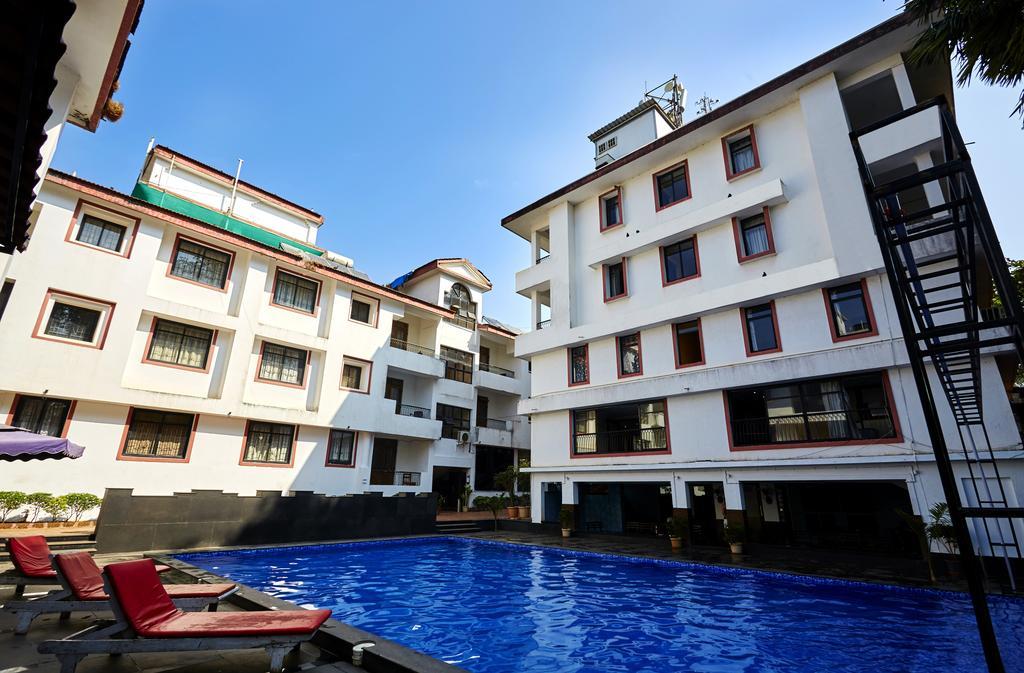 Sunkissed Plaza Hotel 3*