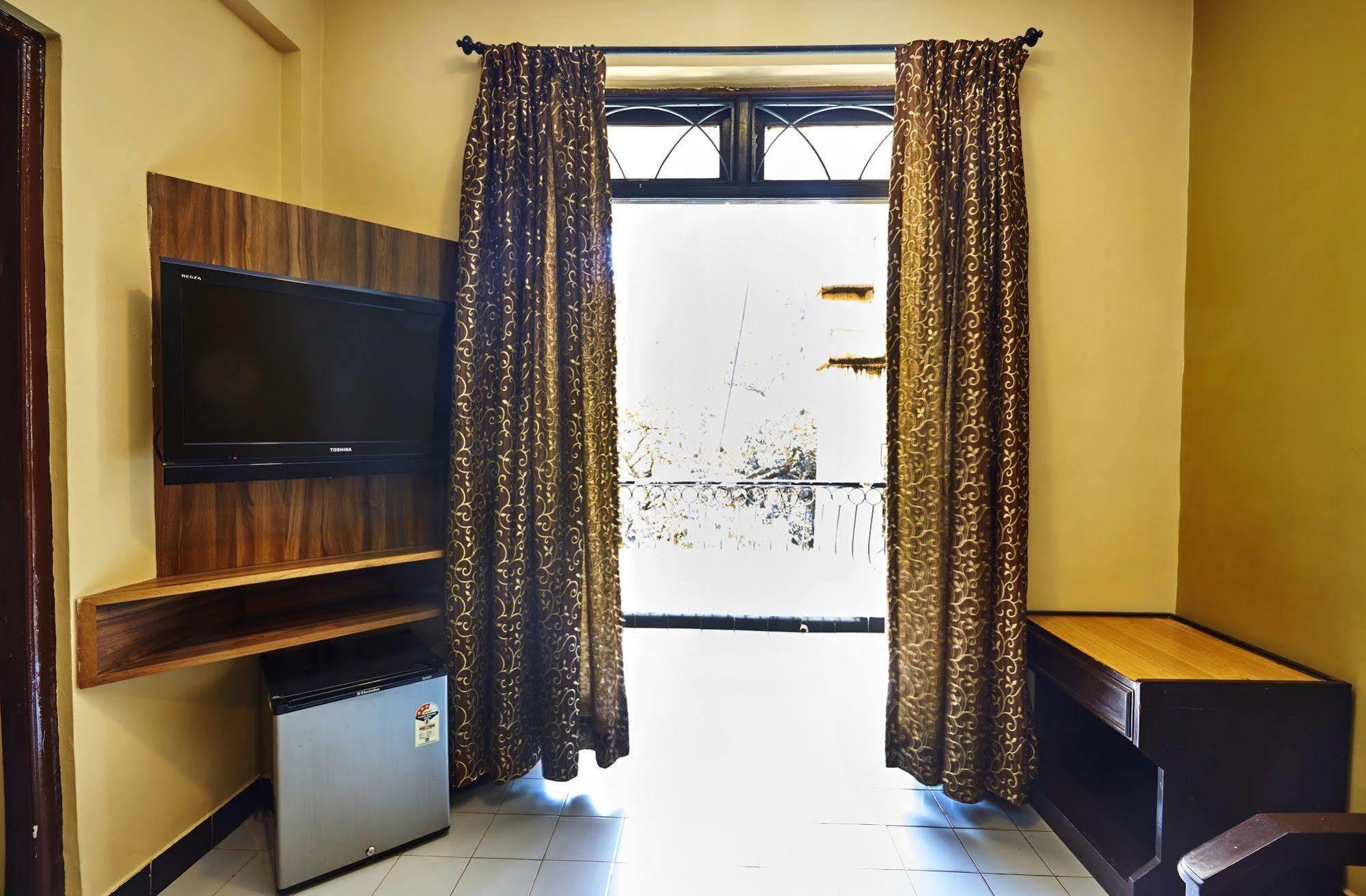 Sunkissed Plaza 3*